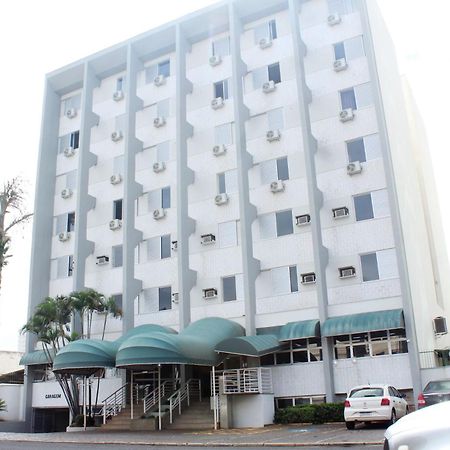 Days Inn By Wyndham อูเบร์ลังเจีย ภายนอก รูปภาพ