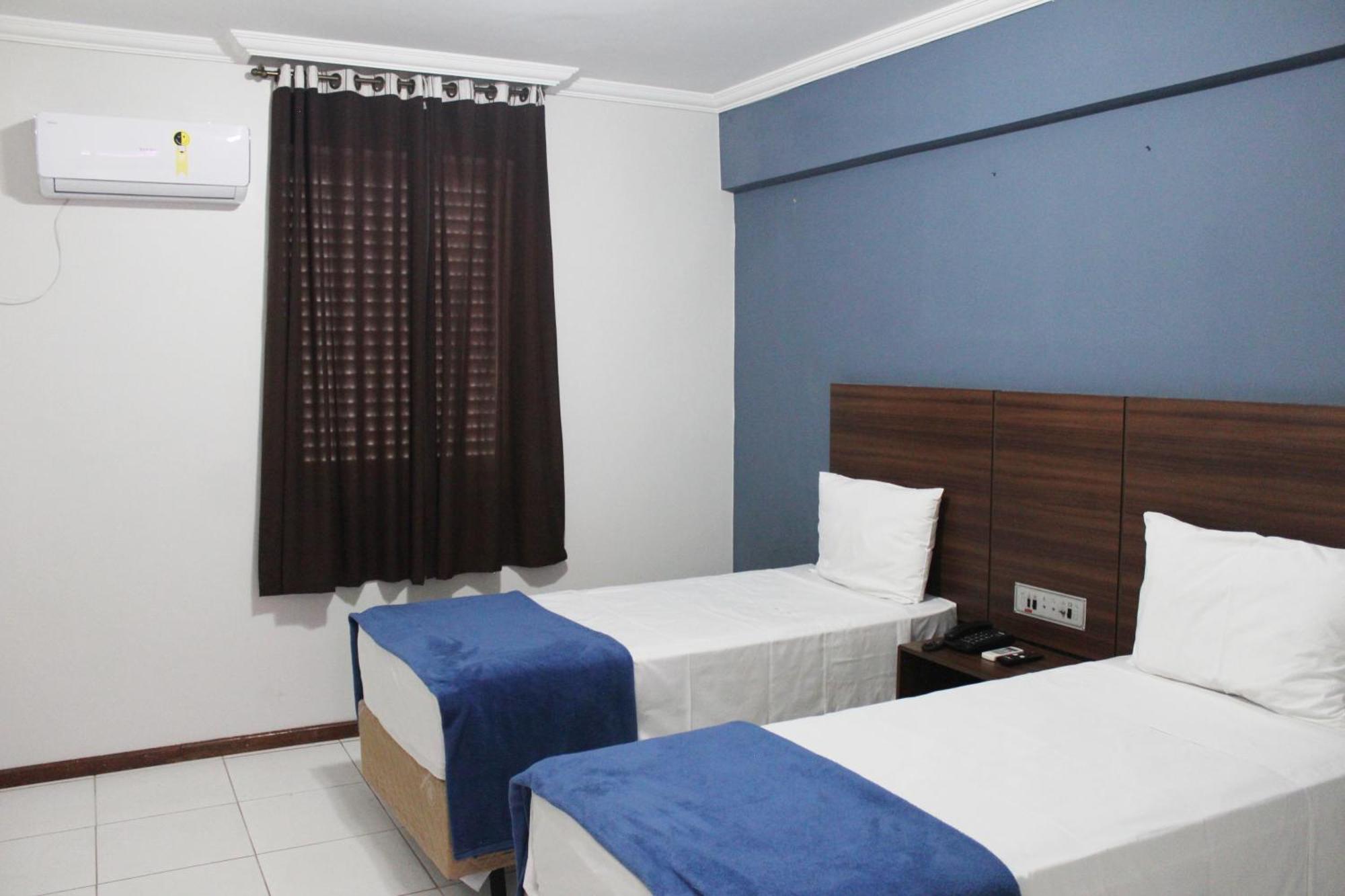 Days Inn By Wyndham อูเบร์ลังเจีย ภายนอก รูปภาพ